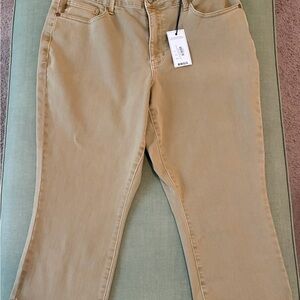 Judy Blue Women's Khaki Denim Capri